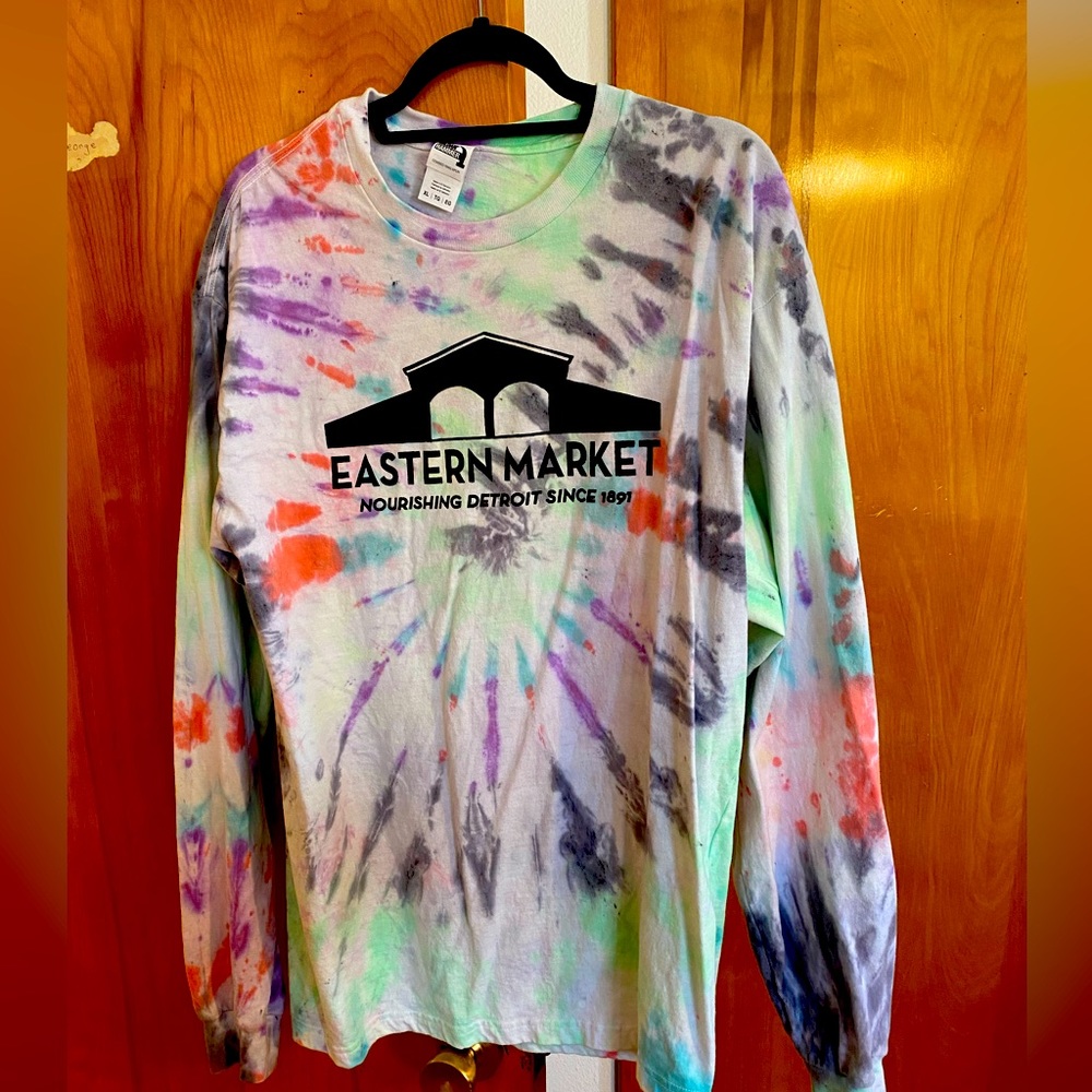 Long sleeved Eastern Market shirt